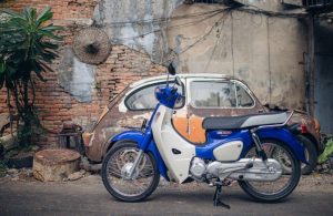 super cub blue-white