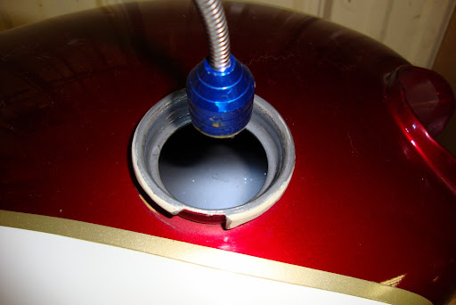 การซ่อมแซม ถังน้ำมันมอเตอร์ไซค์