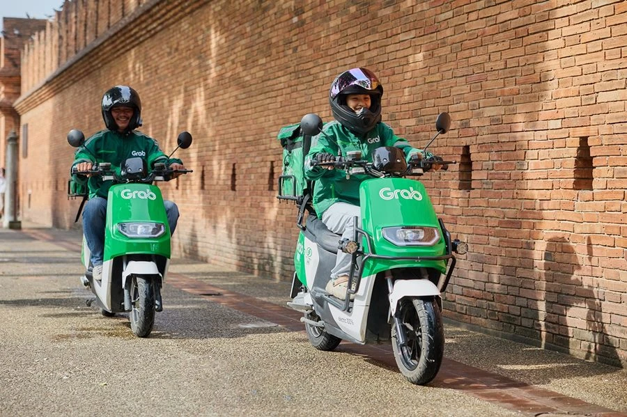 เทียบระหว่างซื้อรถไฟฟ้าเอง กับ เช่ามอไซค์ไฟฟ้า Grab