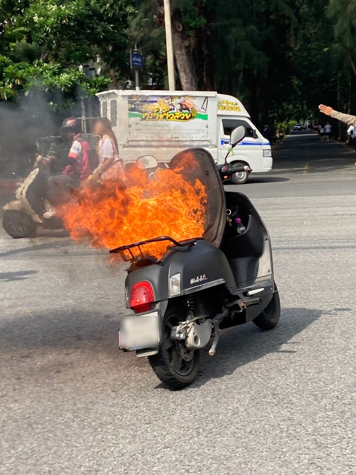 สาเหตุที่ทำให้ ไฟไหม้มอเตอร์ไซค์