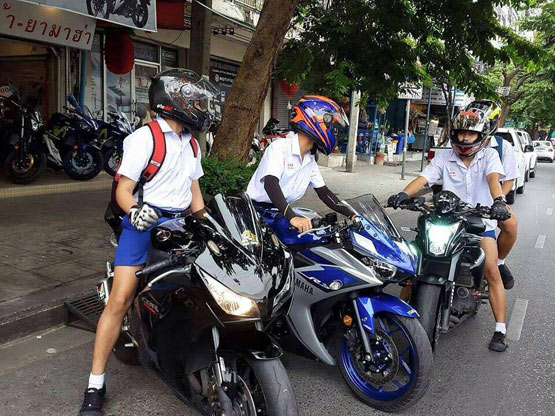 อายุเท่าไหร่ออกมอไซค์ได้