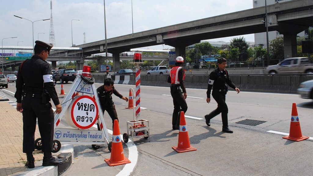 โดนตรวจ คู่มือรถมอไซค์ ถูกปรับเท่าไหร่