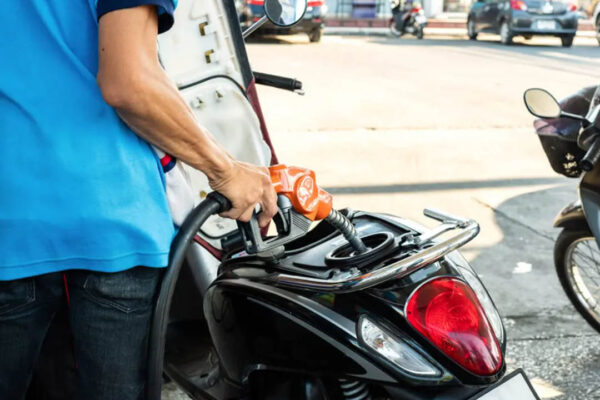 น้ำมันมอเตอร์ไซค์