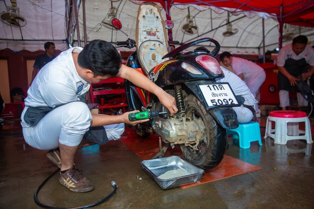 ซ่อม มอเตอร์ไซค์เสียศูนย์