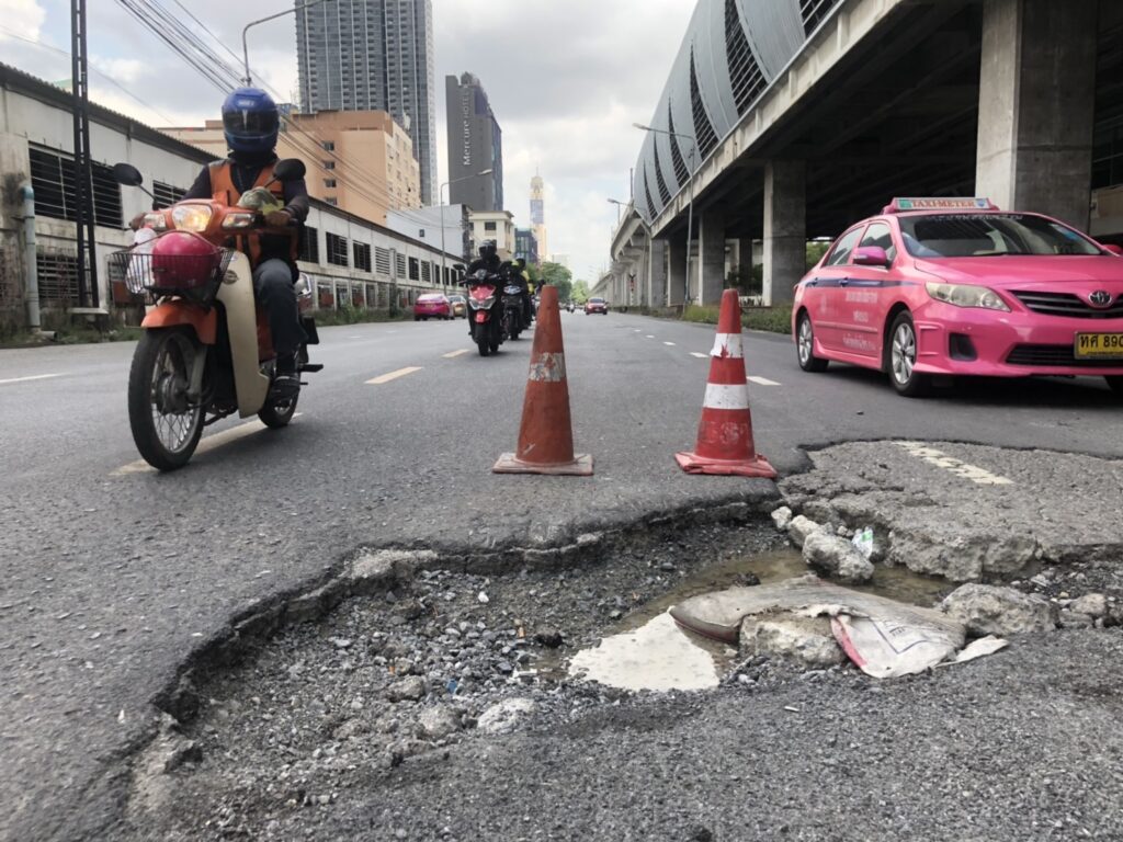 สาเหตุที่ทำให้ต้อง ตั้งศูนย์ล้อมอเตอร์ไซค์